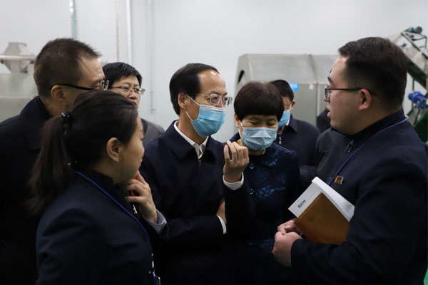 山西省政协副主席李青山 推动科技成果产业化 yl23455永利集团健康产业集团 yl23455永利集团 山西省政协副主席李青山 推动科技成果产业化 yl23455永利集团健康产业集团 yl23455永利集团