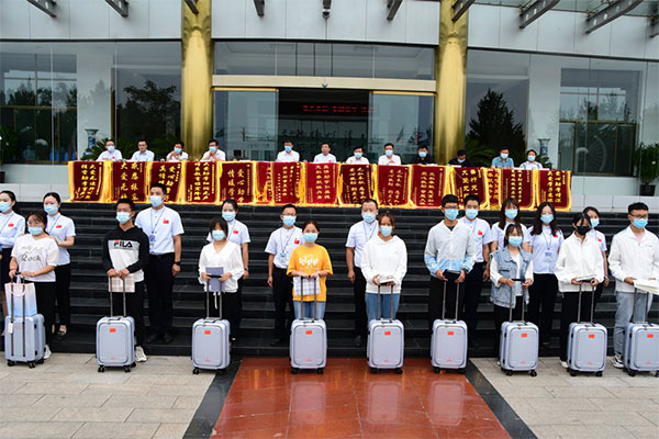 扶贫济困日资助大会现场 扶贫济困日资助大会现场